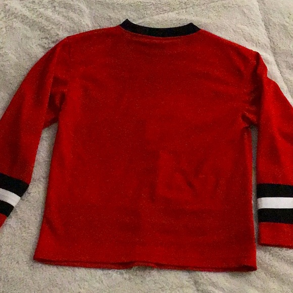 Boys Chicago Blackhawks Jersey/Shirt - Picture 3 of 4